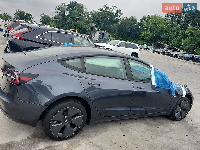 Седан Tesla Model 3 2022 в Бурштині фото 12 Седан Tesla Model 3 2022 в Бурштині