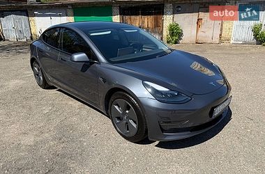 Седан Tesla Model 3 2022 в Киеве фото 35 Седан Tesla Model 3 2022 в Киеве