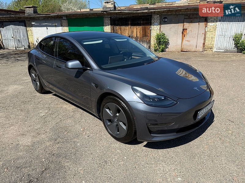 Седан Tesla Model 3 2022 в Киеве фото 35 Седан Tesla Model 3 2022 в Киеве