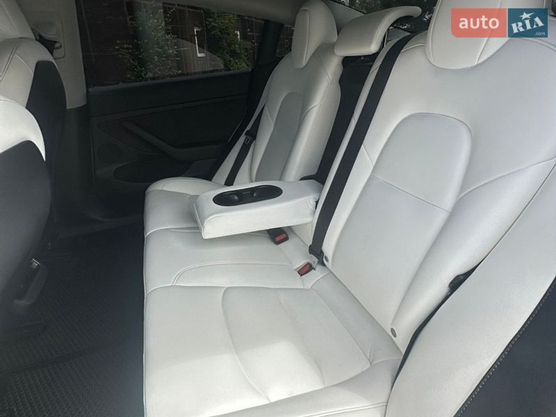 Седан Tesla Model 3 2022 в Золочеві фото 14 Седан Tesla Model 3 2022 в Золочеві
