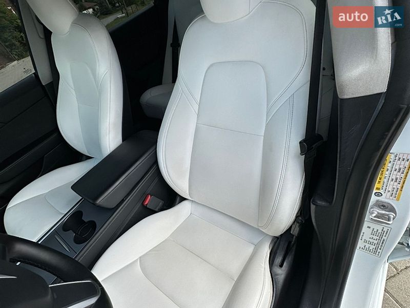 Седан Tesla Model 3 2022 в Золочеві фото 17 Седан Tesla Model 3 2022 в Золочеві