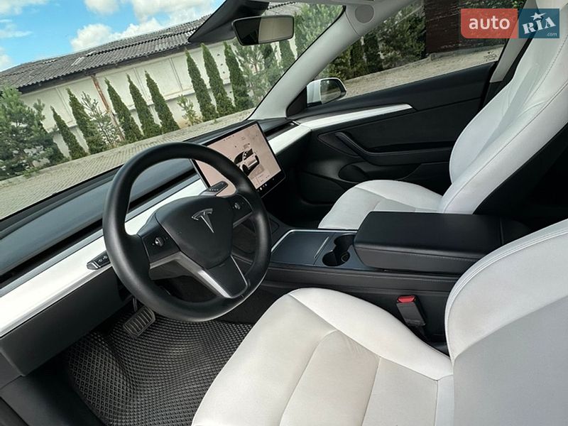 Седан Tesla Model 3 2022 в Золочеві фото 23 Седан Tesla Model 3 2022 в Золочеві