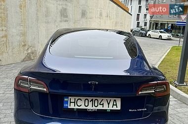 Седан Tesla Model 3 2022 в Львове
