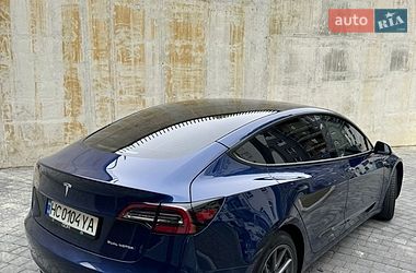 Седан Tesla Model 3 2022 в Львове