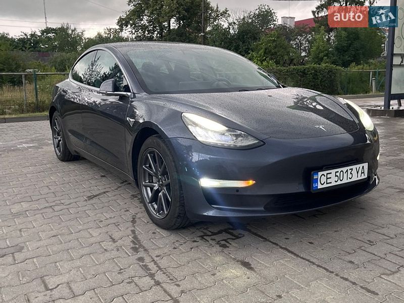 Tesla Model 3 2019