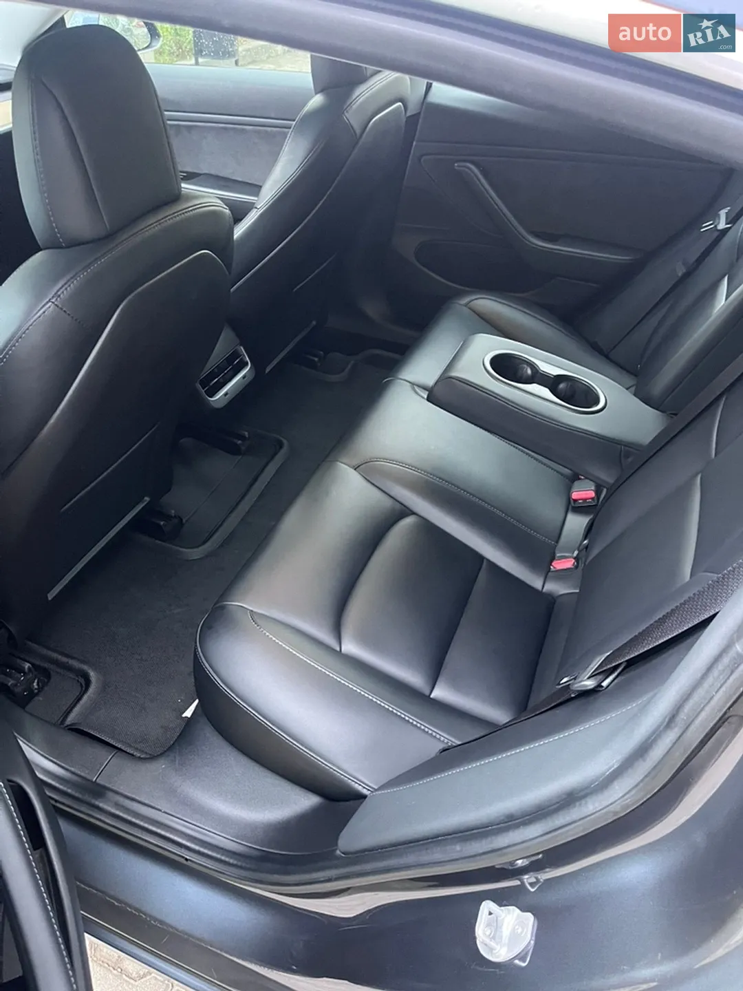 2019 Tesla Model 3 - мініатюра 8