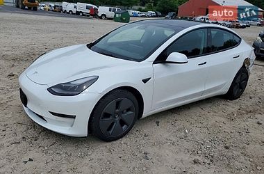 Седан Tesla Model 3 2022 в Ужгороде фото Седан Tesla Model 3 2022 в Ужгороде