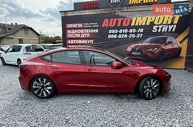 Седан Tesla Model 3 2024 в Стрию фото 8 Седан Tesla Model 3 2024 в Стрию