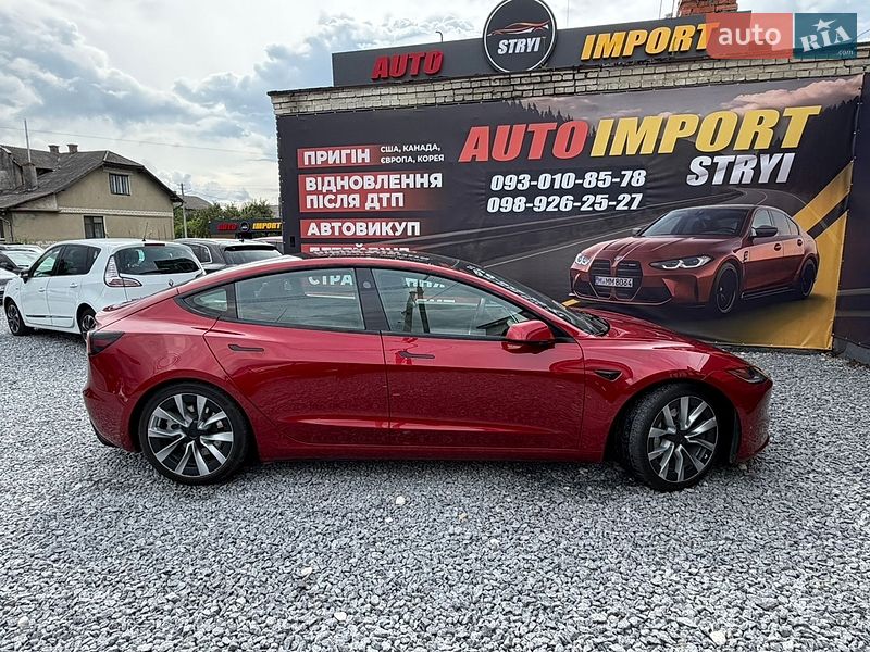 Седан Tesla Model 3 2024 в Стрию фото 8 Седан Tesla Model 3 2024 в Стрию