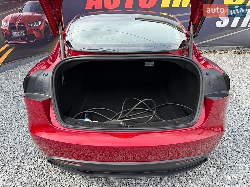 Седан Tesla Model 3 2024 в Стрию фото 14 Седан Tesla Model 3 2024 в Стрию
