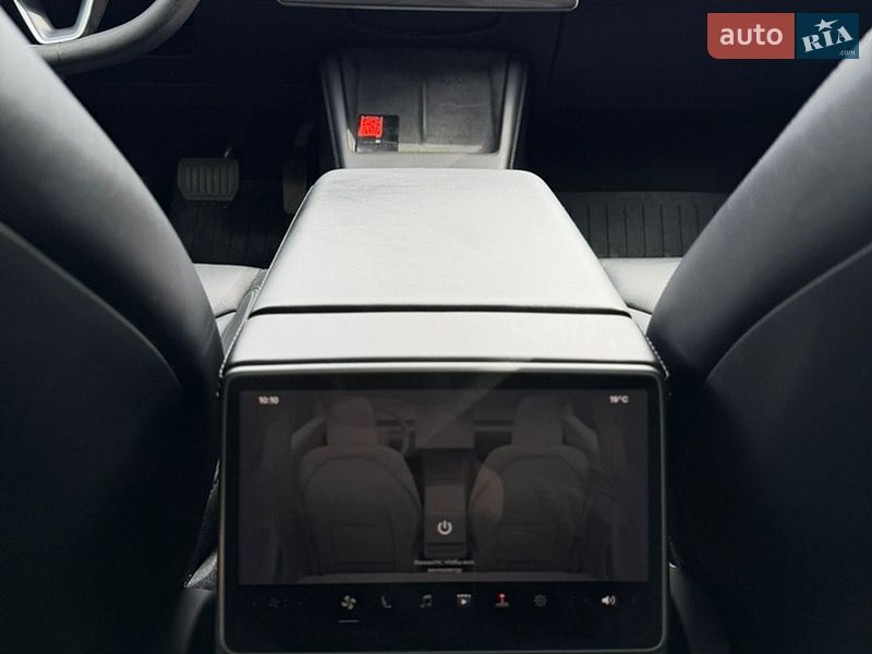 Седан Tesla Model 3 2024 в Стрию фото 23 Седан Tesla Model 3 2024 в Стрию