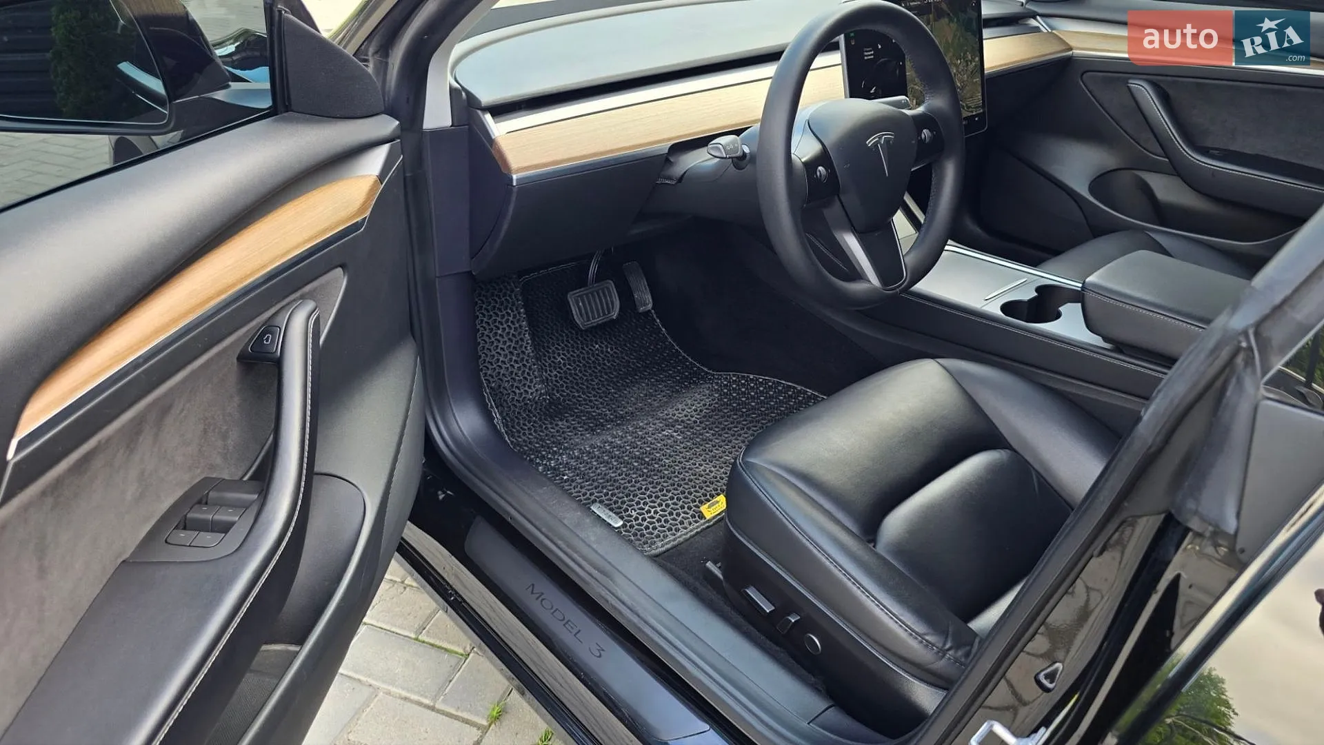 2020 Tesla Model 3 - мініатюра 31