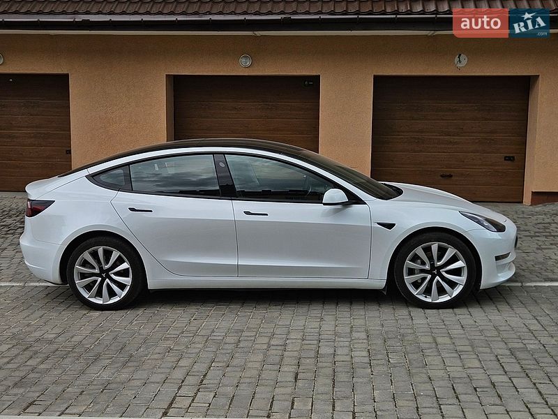 Седан Tesla Model 3 2023 в Львове фото 6 Седан Tesla Model 3 2023 в Львове