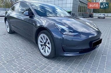 Седан Tesla Model 3 2022 в Днепре