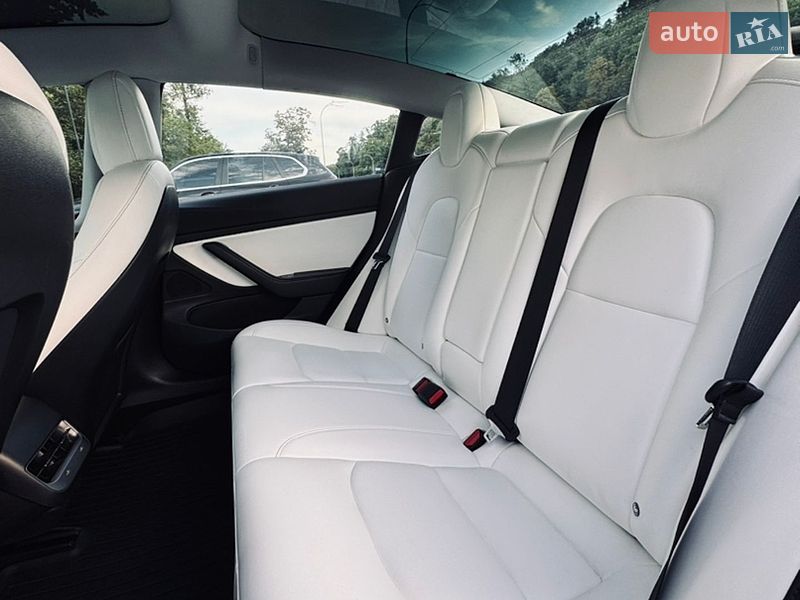 Седан Tesla Model 3 2018 в Киеве фото 9 Седан Tesla Model 3 2018 в Киеве