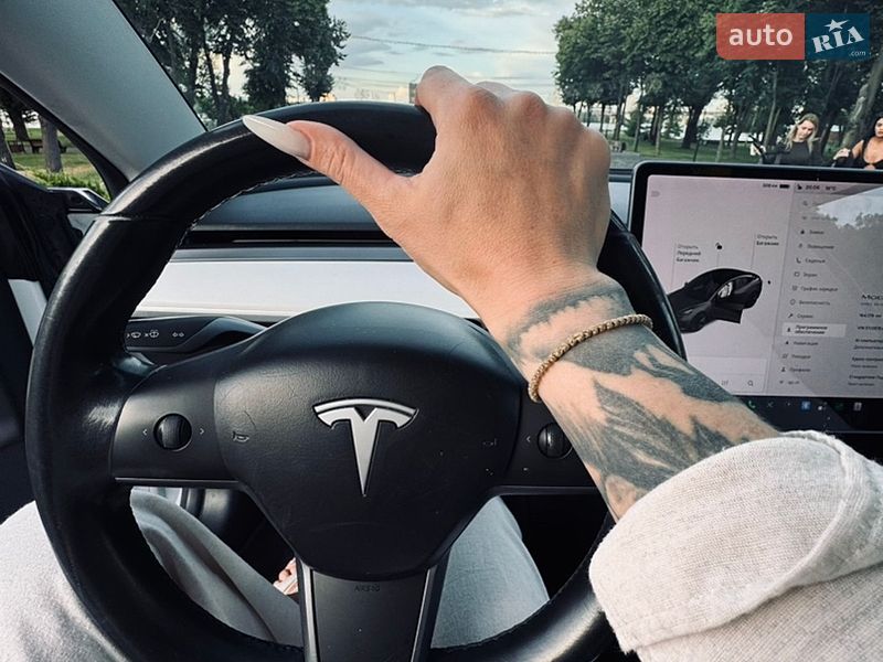 Седан Tesla Model 3 2018 в Киеве фото 23 Седан Tesla Model 3 2018 в Киеве