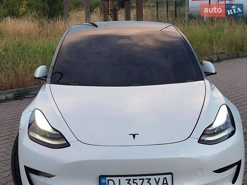 Седан Tesla Model 3 2019 в Вінниці фото 3 Седан Tesla Model 3 2019 в Вінниці