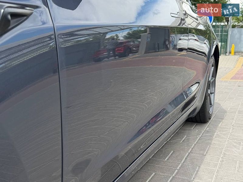 Седан Tesla Model 3 2022 в Києві