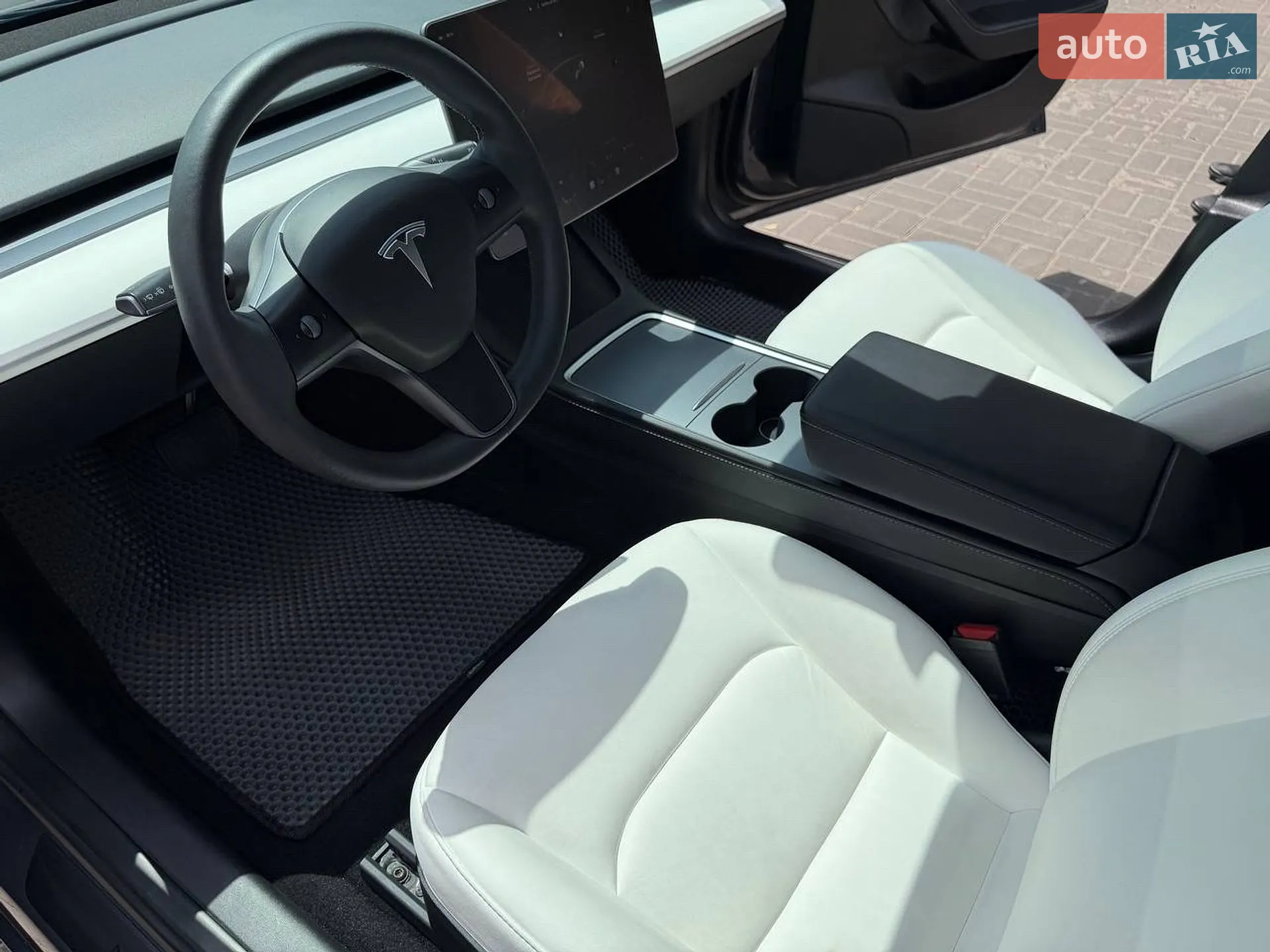 2022 Tesla Model 3 - мініатюра 22