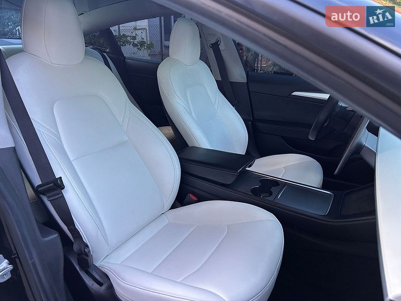 Седан Tesla Model 3 2021 в Виннице фото 20 Седан Tesla Model 3 2021 в Виннице