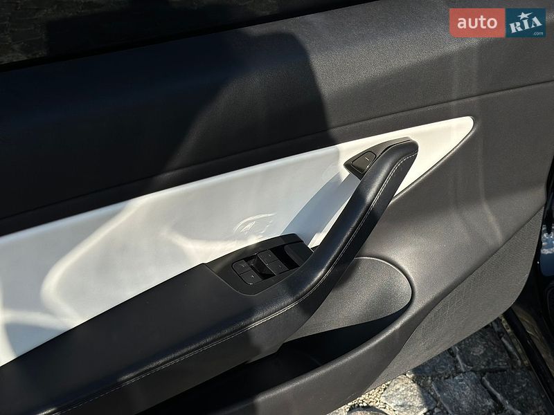 Седан Tesla Model 3 2018 в Дніпрі фото 9 Седан Tesla Model 3 2018 в Дніпрі