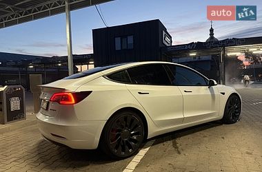 Седан Tesla Model 3 2020 в Луцке