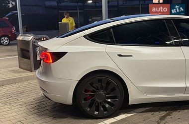 Седан Tesla Model 3 2020 в Луцке