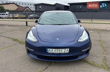 Седан Tesla Model 3 2019 в Києві
