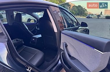Седан Tesla Model 3 2024 в Одессе
