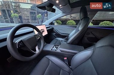 Седан Tesla Model 3 2024 в Одессе