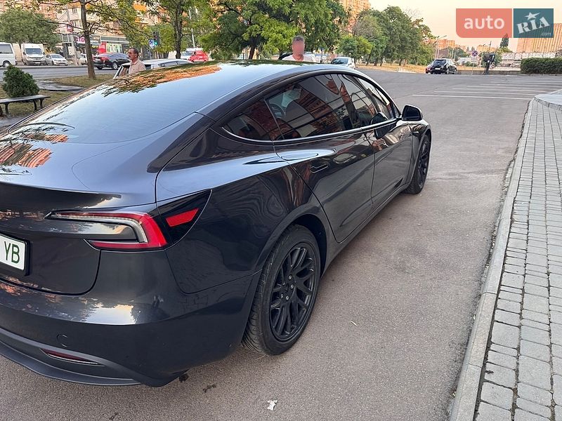 Седан Tesla Model 3 2024 в Одессе