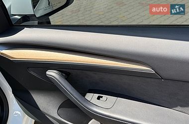 Седан Tesla Model 3 2021 в Луцке фото 10 Седан Tesla Model 3 2021 в Луцке