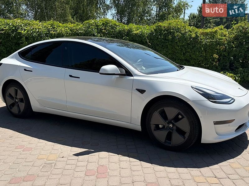 Седан Tesla Model 3 2021 в Луцке фото 16 Седан Tesla Model 3 2021 в Луцке