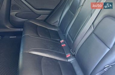 Седан Tesla Model 3 2019 в Миколаєві