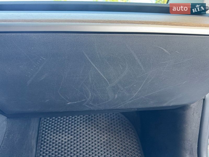 Седан Tesla Model 3 2019 в Миколаєві