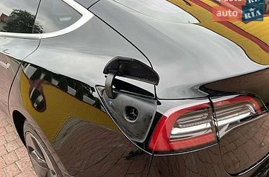 Седан Tesla Model 3 2019 в Вінниці фото 23 Седан Tesla Model 3 2019 в Вінниці