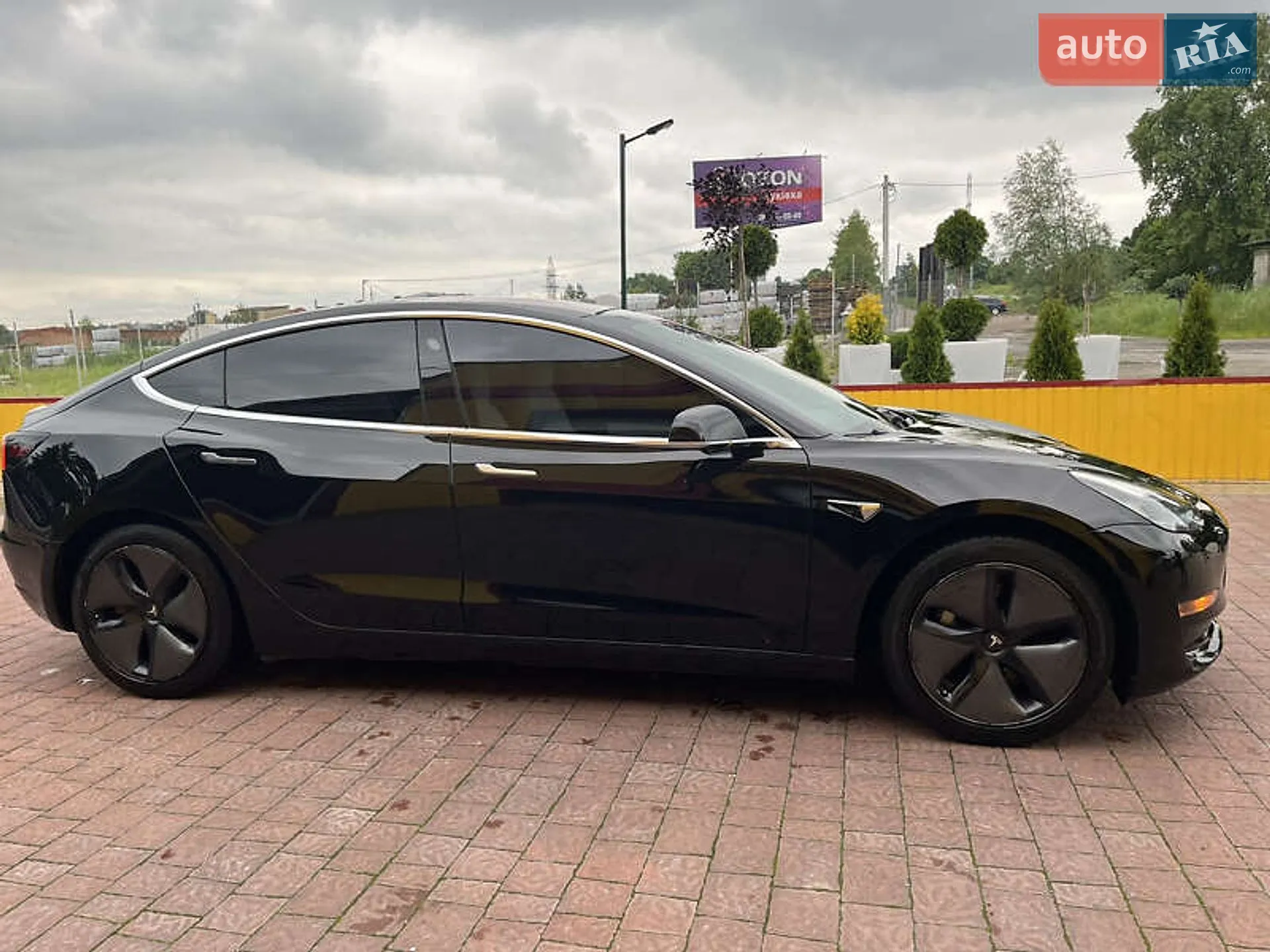 2019 Tesla Model 3 - мініатюра 10