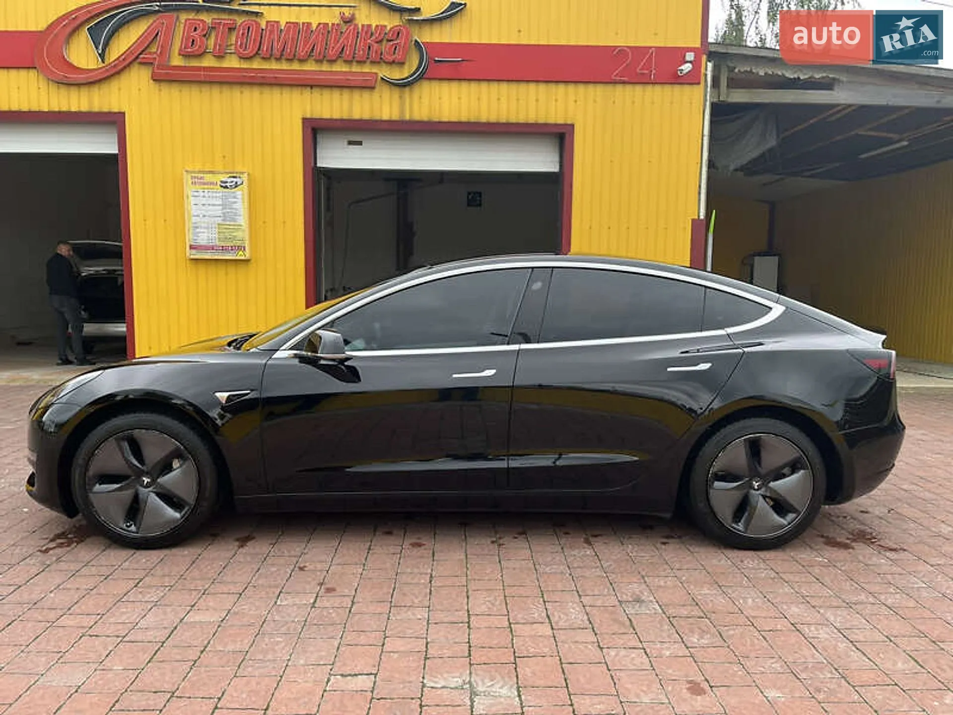 2019 Tesla Model 3 - мініатюра 13