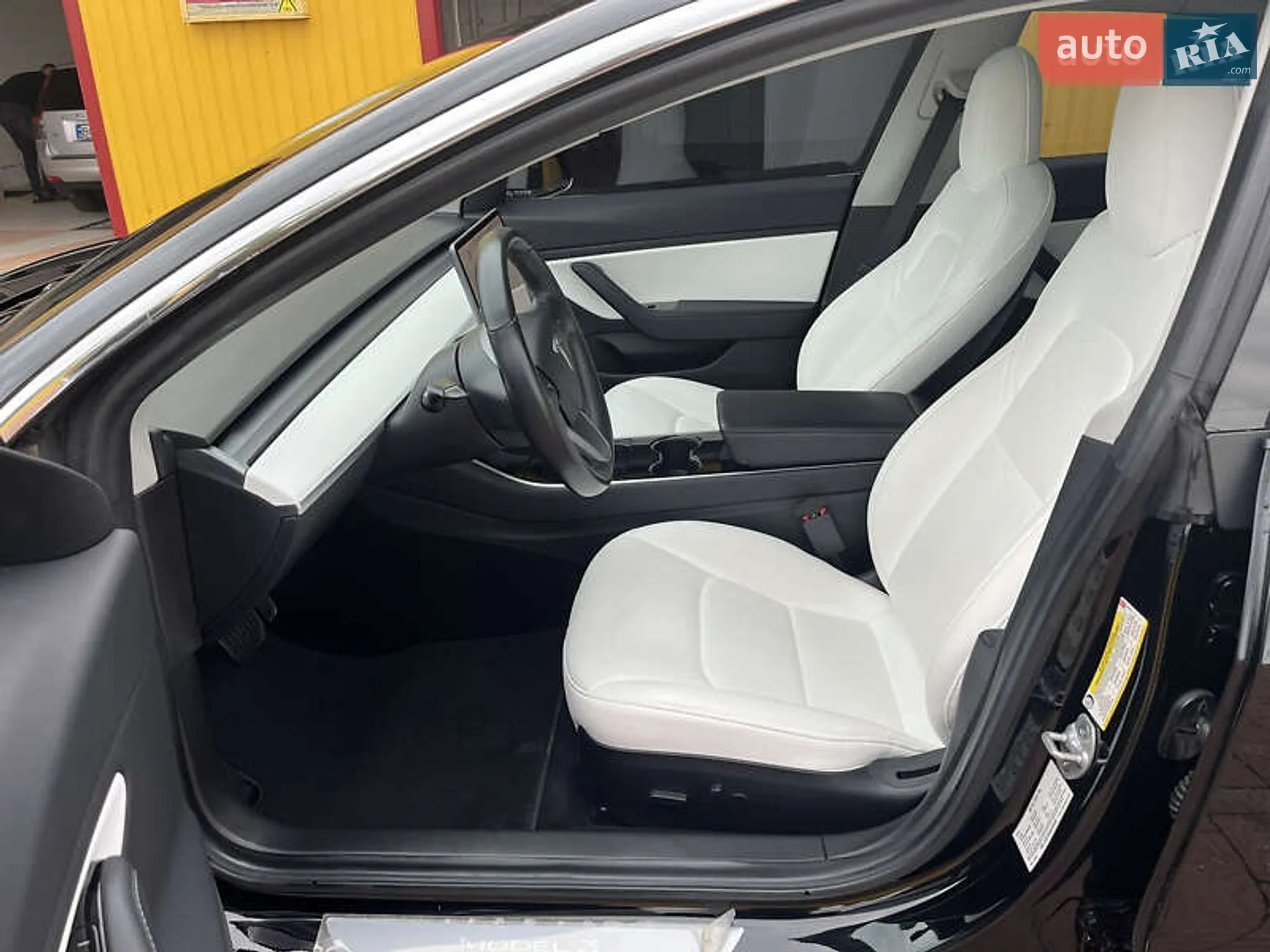 2019 Tesla Model 3 - мініатюра 26