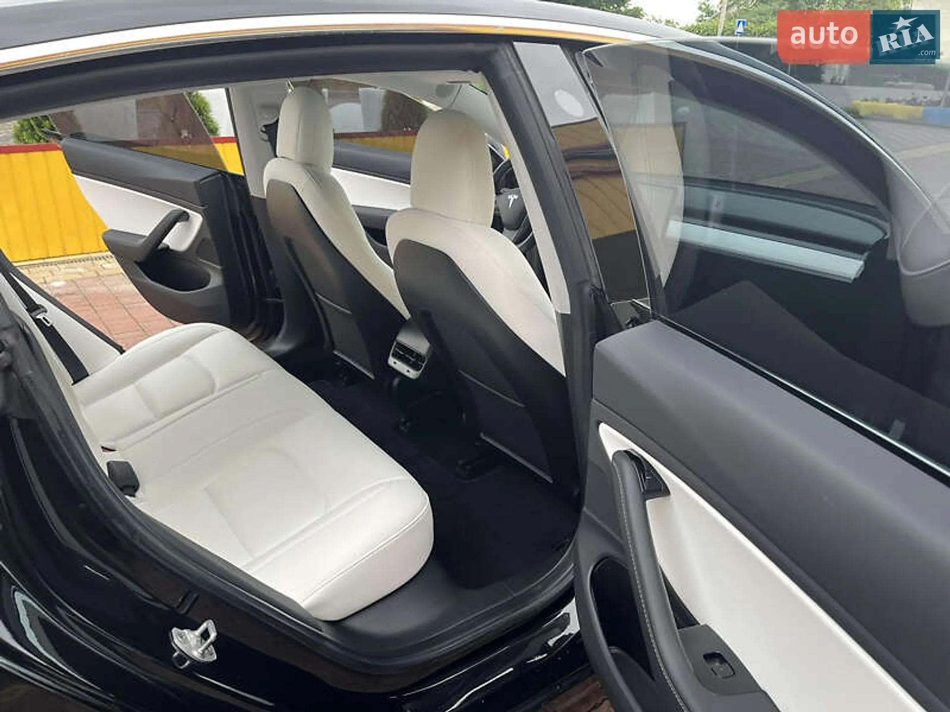 2019 Tesla Model 3 - мініатюра 27