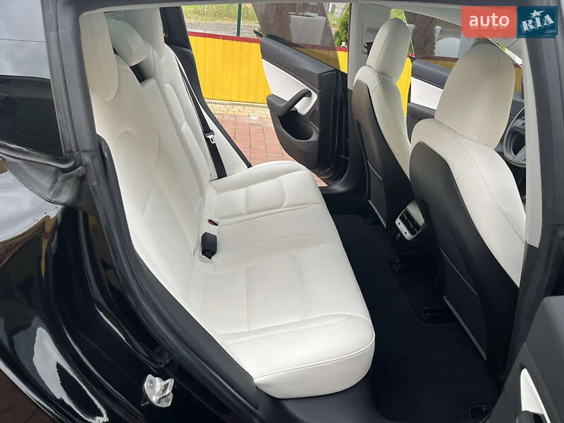 2019 Tesla Model 3 - мініатюра 29
