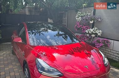 Седан Tesla Model 3 2021 в Одесі