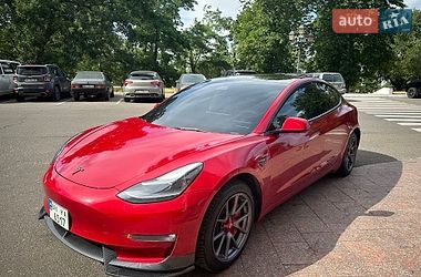 Седан Tesla Model 3 2021 в Одесі