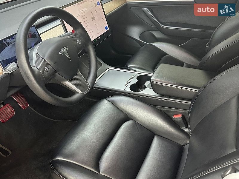 Седан Tesla Model 3 2021 в Одесі