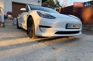 tesla model-3 2020 в Ковель від професійного продавця Юрий