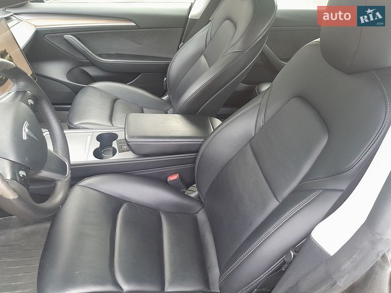 Седан Tesla Model 3 2022 в Черкасах фото 10 Седан Tesla Model 3 2022 в Черкасах