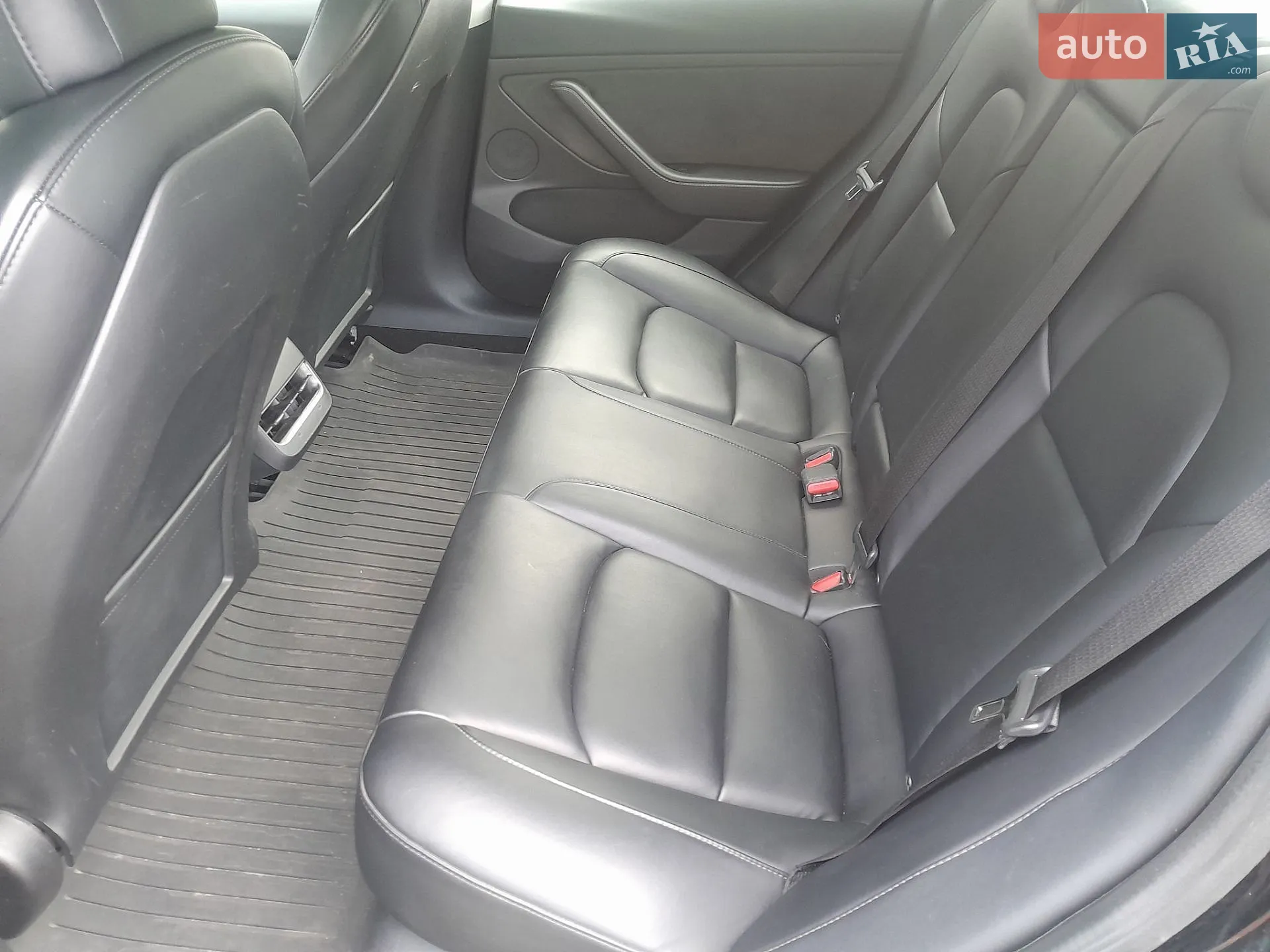 2022 Tesla Model 3 - мініатюра 8