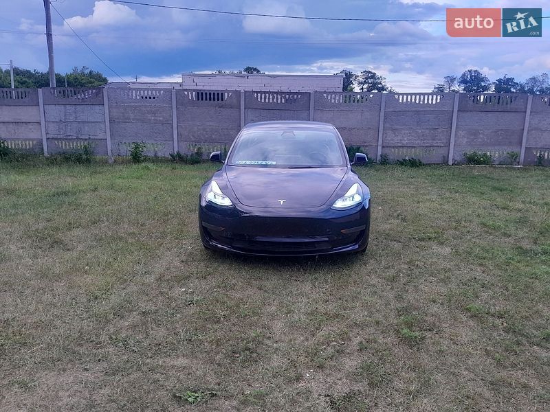 Седан Tesla Model 3 2022 в Черкасах фото 5 Седан Tesla Model 3 2022 в Черкасах