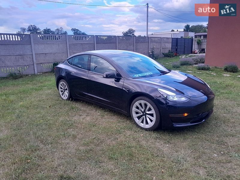 Седан Tesla Model 3 2022 в Черкасах фото 4 Седан Tesla Model 3 2022 в Черкасах