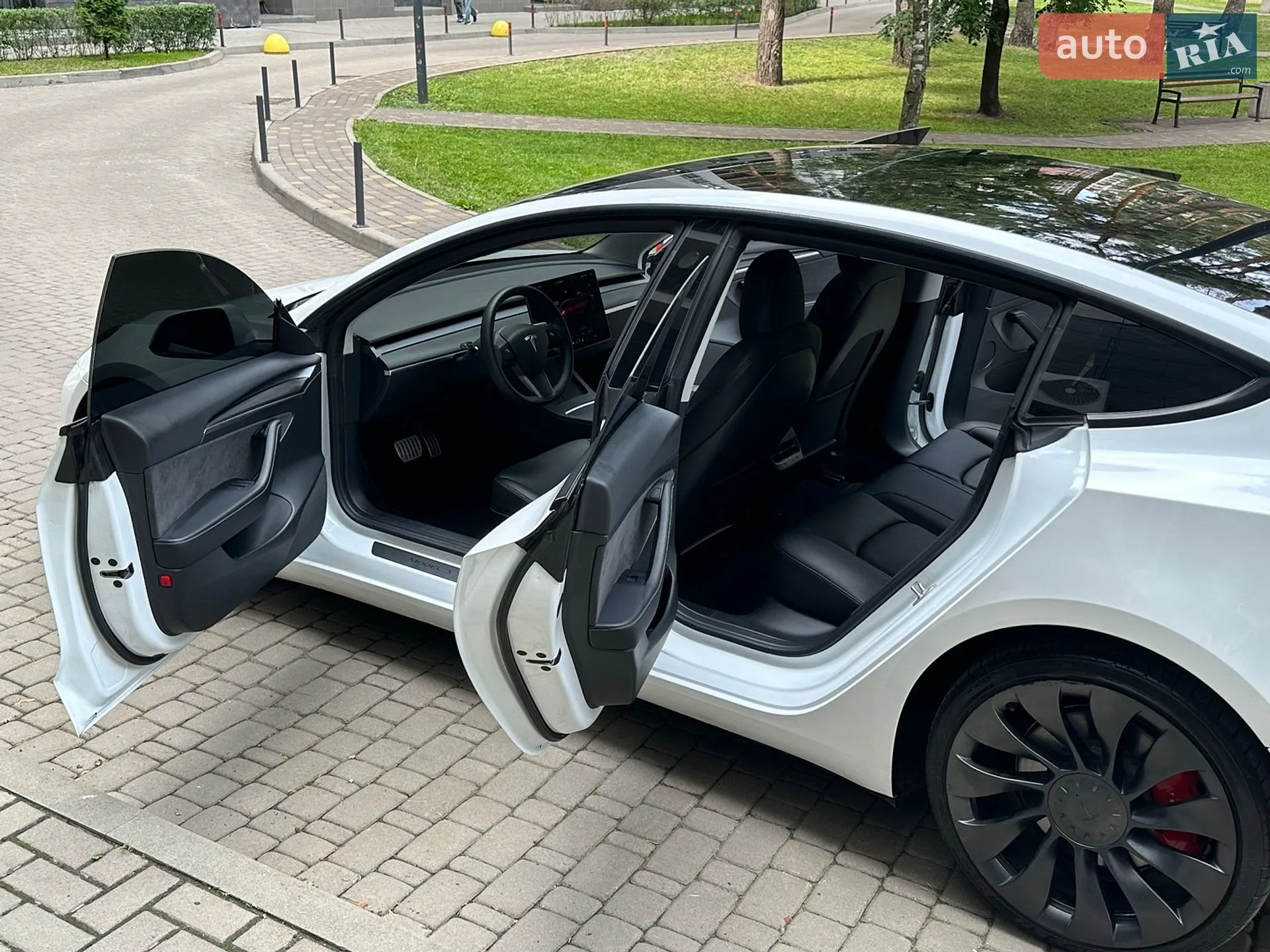 2022 Tesla Model 3 - мініатюра 26